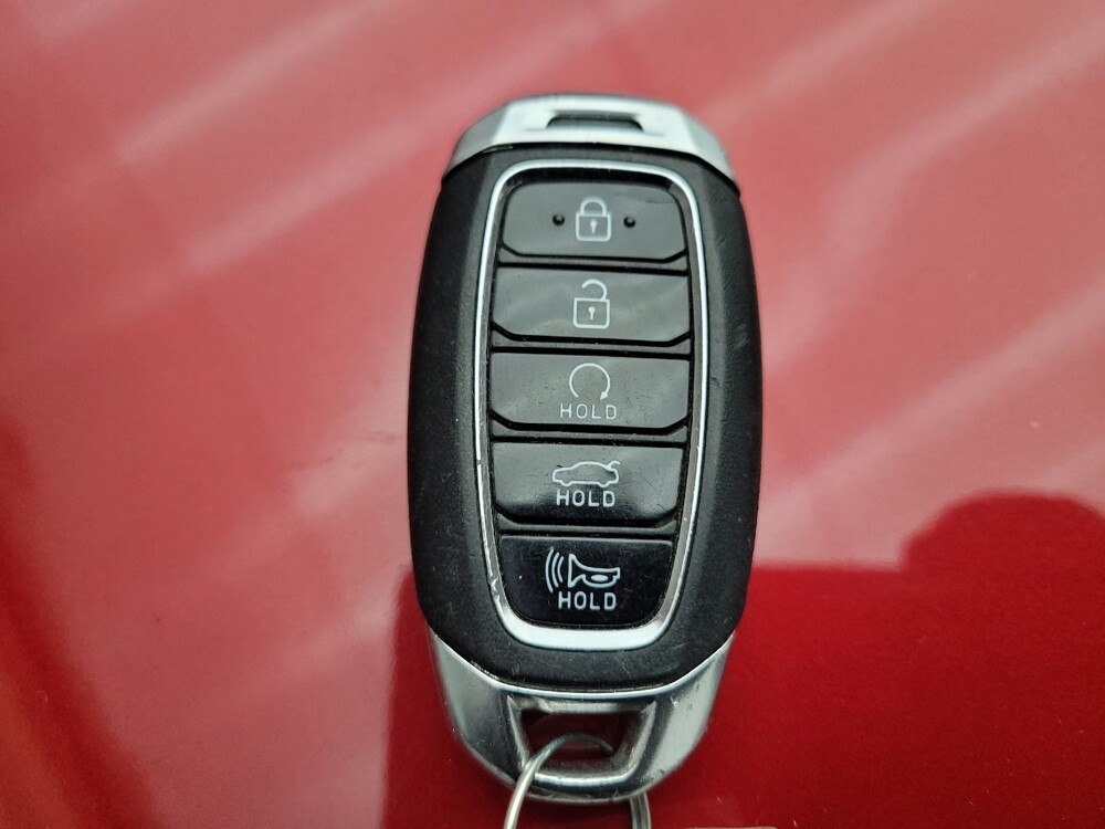 2023 Hyundai Elantra in Downey, CA 90241 - 18122422 32