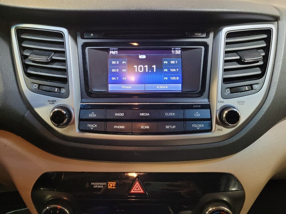 2017 Hyundai Tucson in Montclair, CA 91763 - 18122428 25