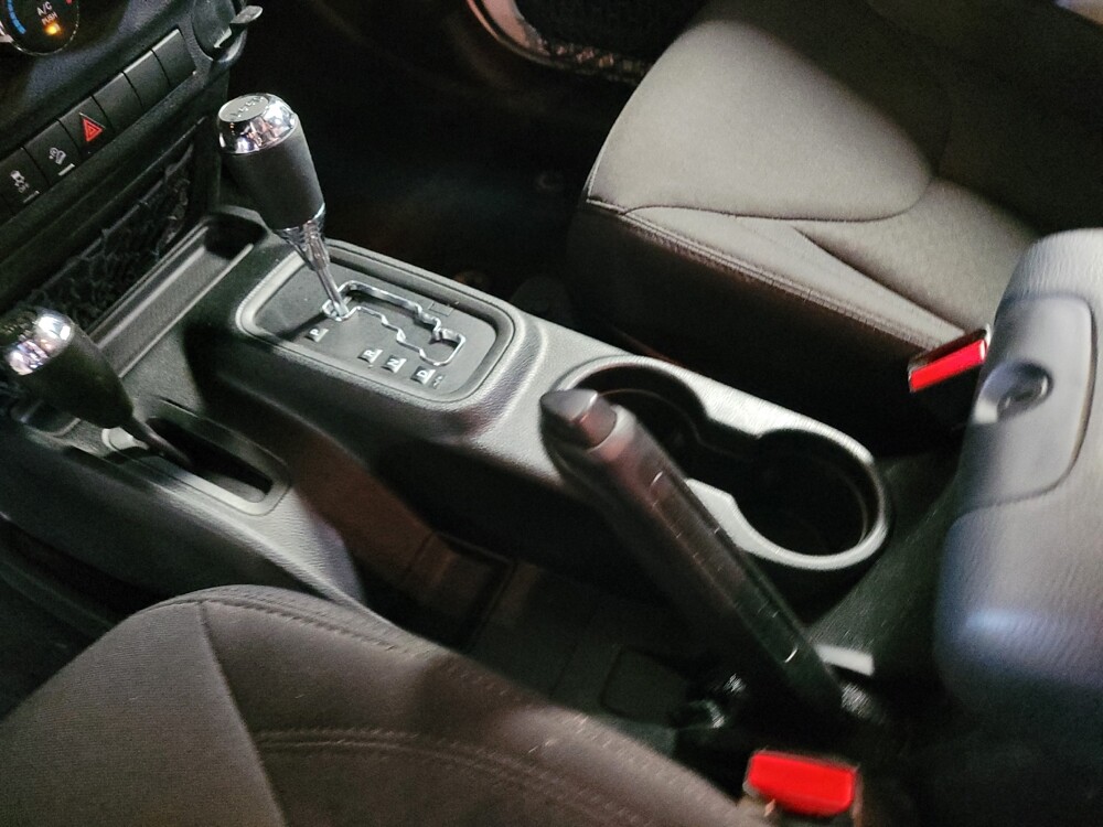 2018 Jeep Wrangler in Montclair, CA 91763 - 18122430 26