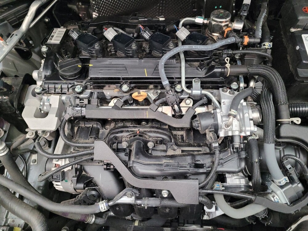 2024 Toyota Corolla in Downey, CA 90241 - 18122431 30