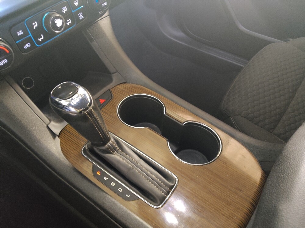 2018 GMC Acadia in Marietta, GA 30062 - 18122432 26