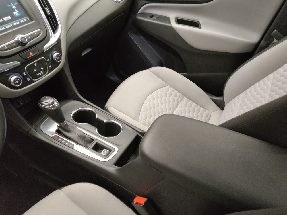 2018 Chevrolet Equinox in Topeka, KS 66611 - 18122438 26