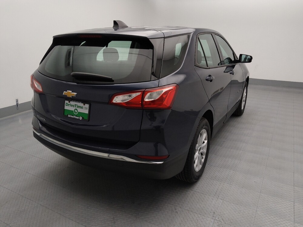 2018 Chevrolet Equinox in Topeka, KS 66611 - 18122438 7