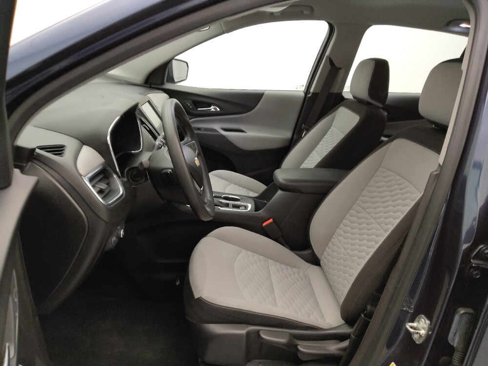 2018 Chevrolet Equinox in Topeka, KS 66611 - 18122438 17