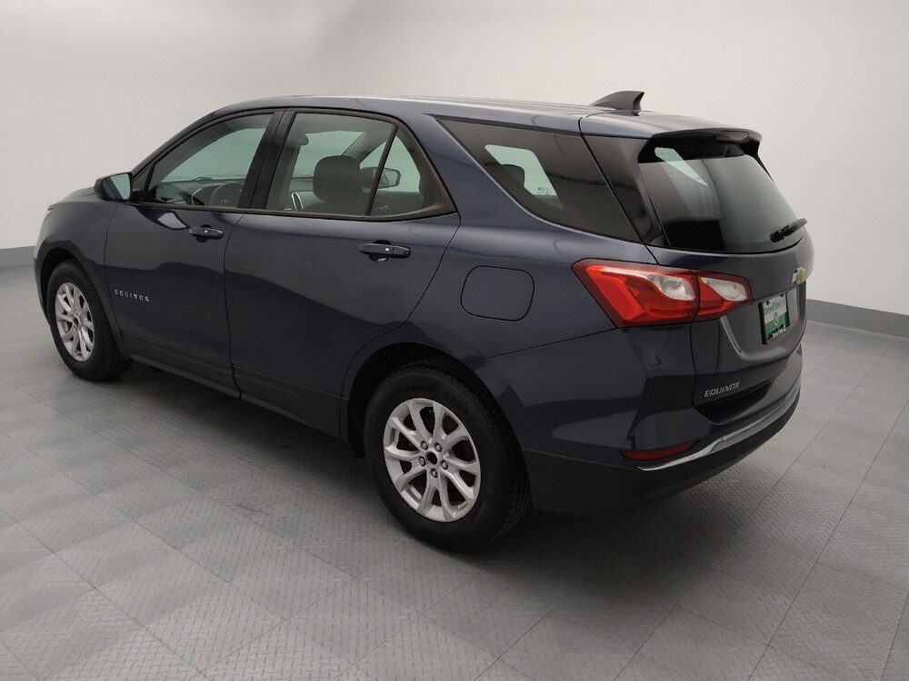 2018 Chevrolet Equinox in Topeka, KS 66611 - 18122438 3