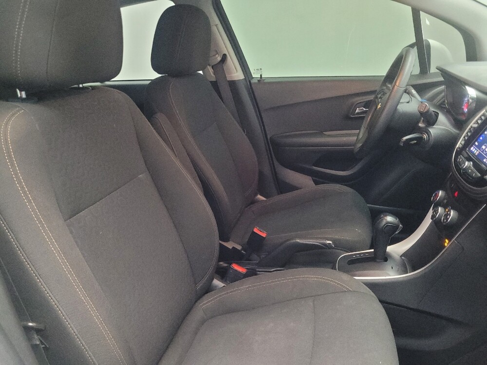 2022 Chevrolet Trax in Union City, GA 30291 - 18122447 21