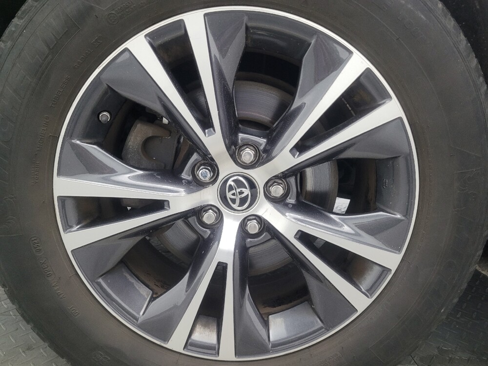 2018 Toyota Highlander in Marietta, GA 30062 - 18122448 31