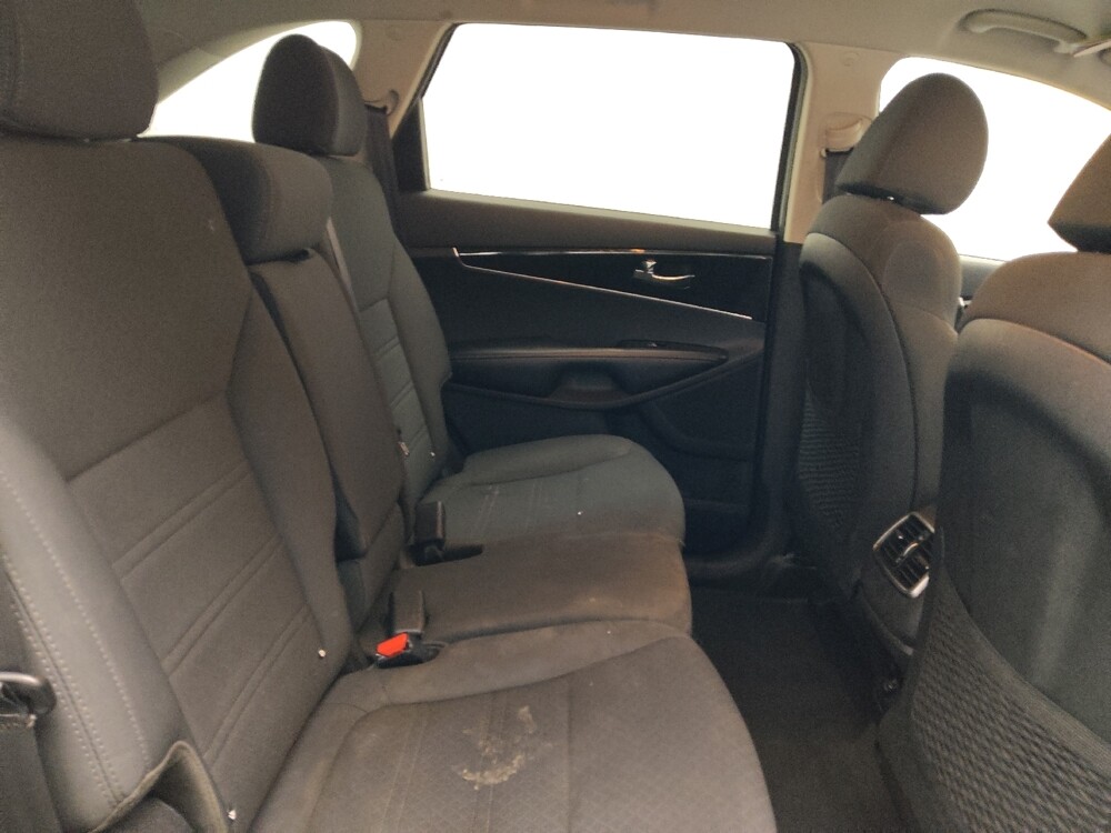 2020 Kia Sorento in Union City, GA 30291 - 18122453 19