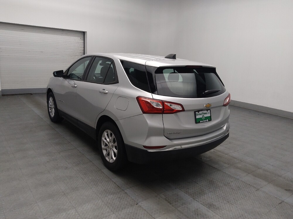 2018 Chevrolet Equinox in Jackson, MS 39211 - 18122455 5