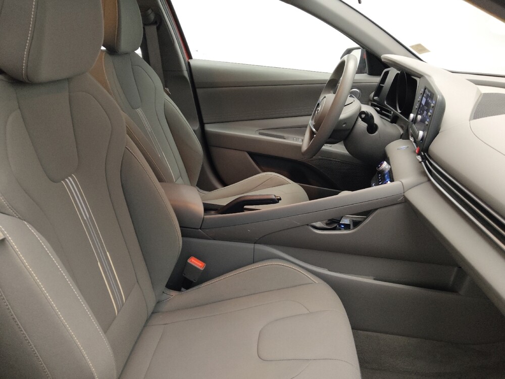 2021 Hyundai Elantra in Jackson, MS 39211 - 18122457 21