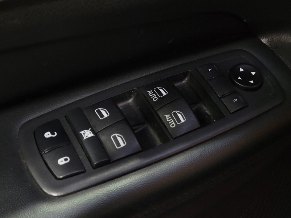 2019 Jeep Grand Cherokee in Allentown, PA 18103 - 18122463 27