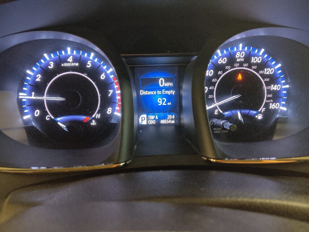 2015 Toyota Avalon in Lubbock, TX 79424 - 18122469 23