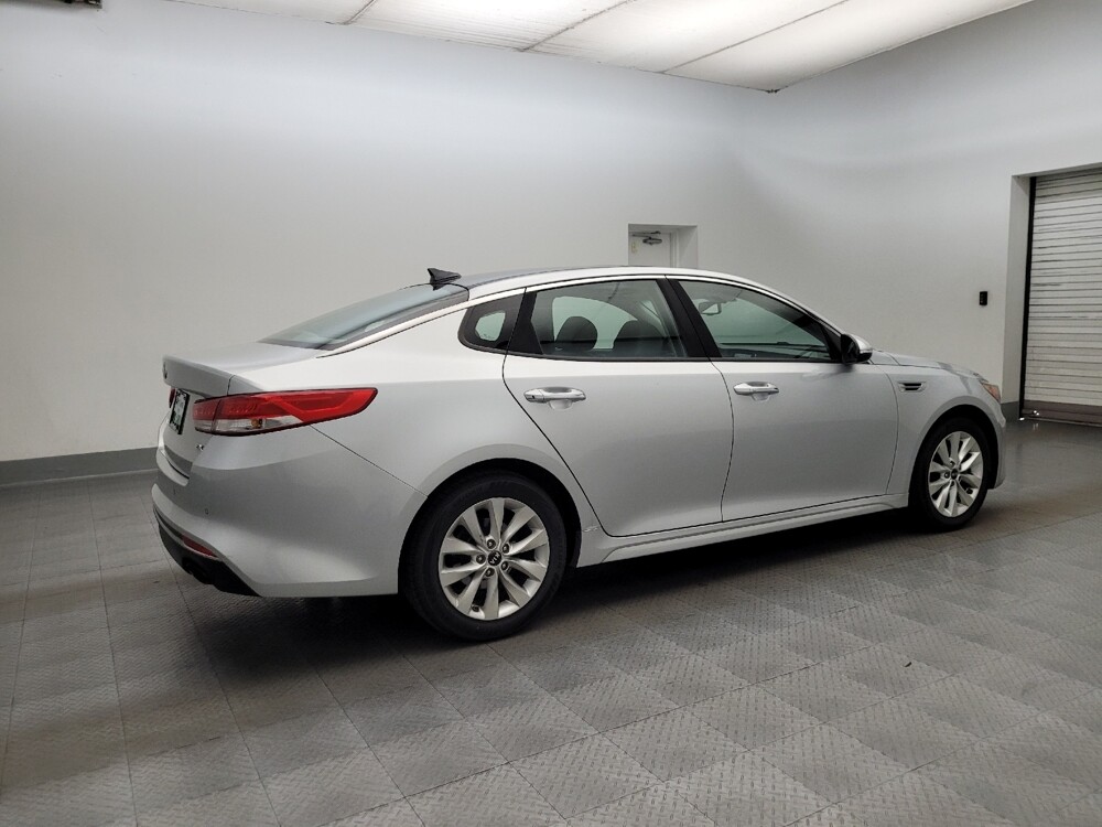 2016 Kia Optima in Chandler, AZ 85225 - 18122470 10