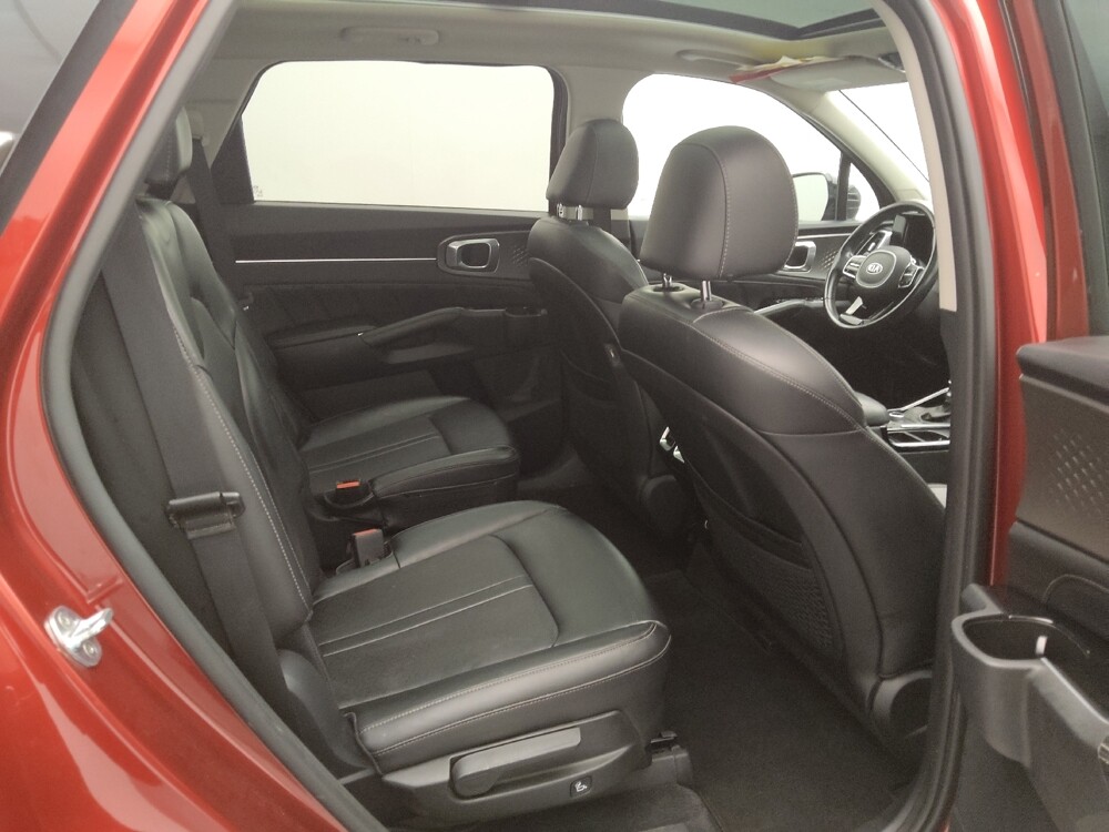 2021 Kia Sorento in Gladstone, MO 64118 - 18122471 19