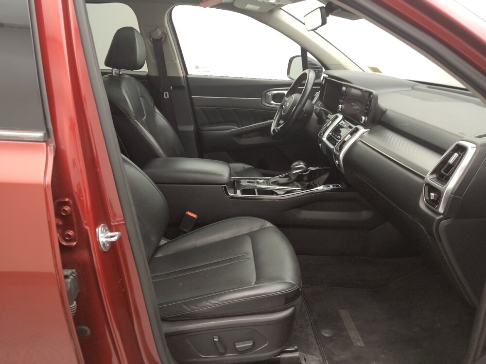 2021 Kia Sorento in Gladstone, MO 64118 - 18122471 21
