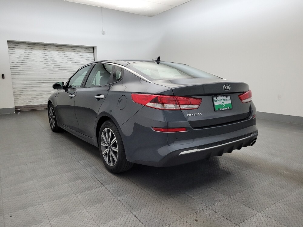 2019 Kia Optima in Glendale, AZ 85301 - 18122475 5