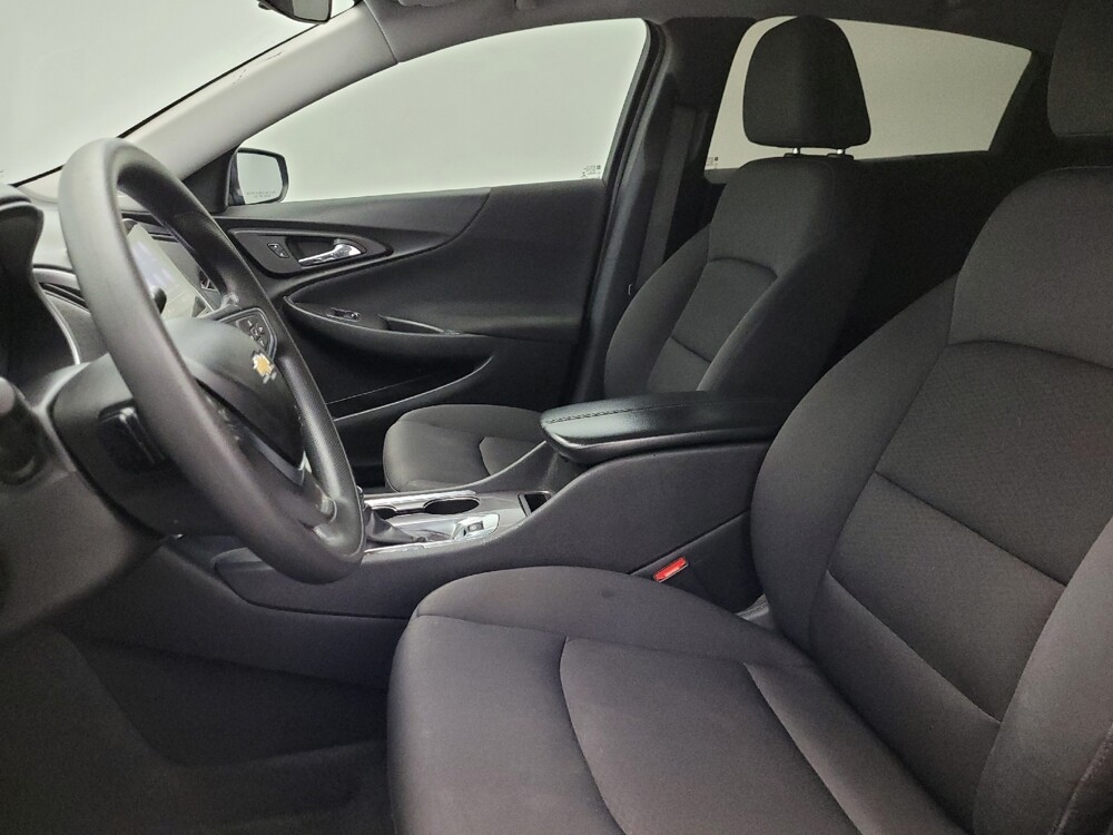 2022 Chevrolet Malibu in Mesa, AZ 85210 - 18122477 17