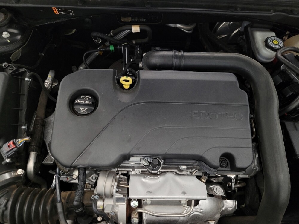 2022 Chevrolet Malibu in Mesa, AZ 85210 - 18122477 30