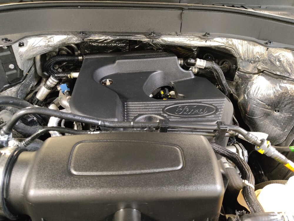 2020 Ford Explorer in Tampa, FL 33612 - 18122481 30