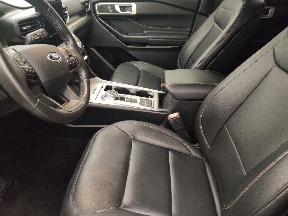 2020 Ford Explorer in Tampa, FL 33612 - 18122481 17