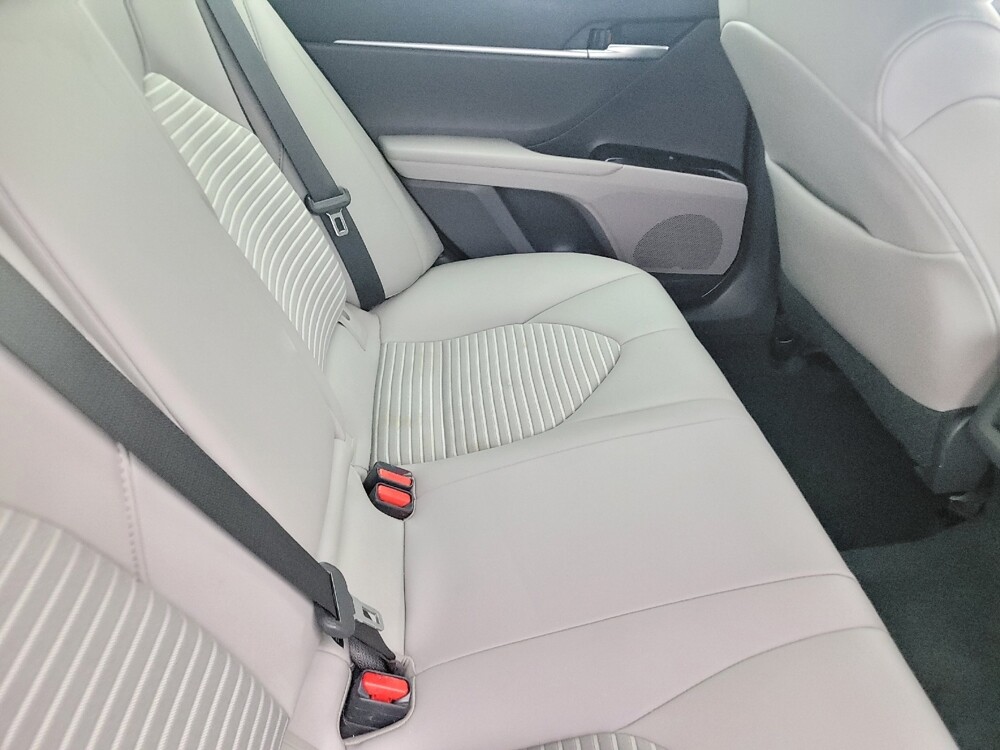 2020 Toyota Camry in Tampa, FL 33612 - 18122482 19