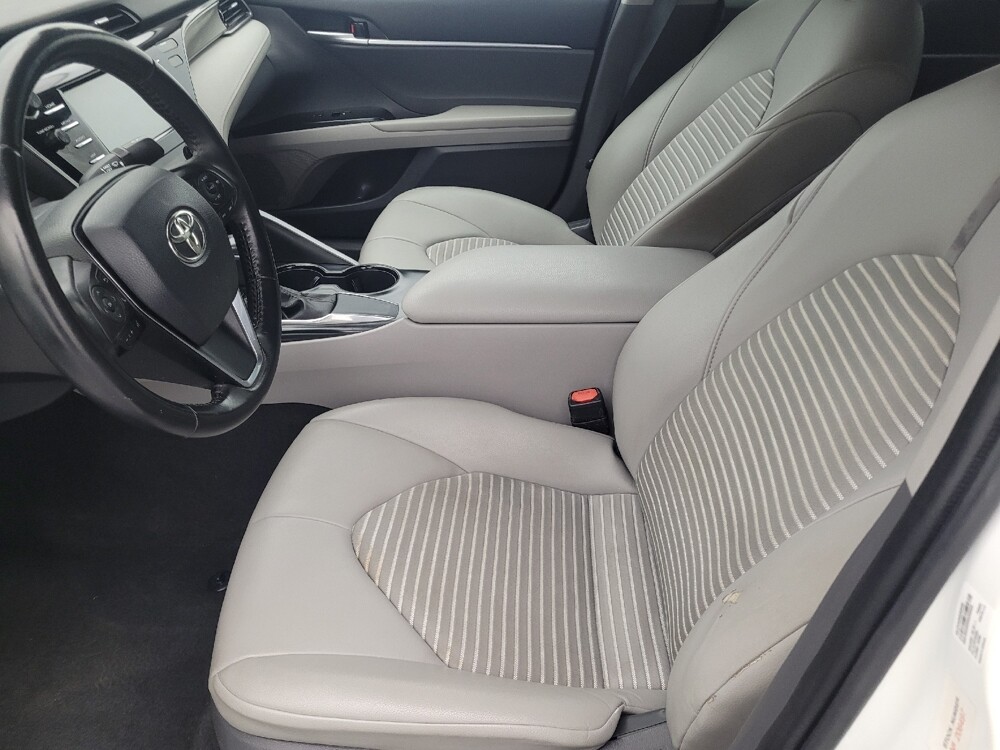 2020 Toyota Camry in Tampa, FL 33612 - 18122482 17