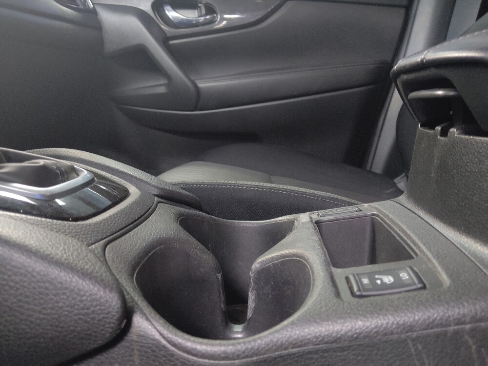 2018 Nissan Rogue in Tampa, FL 33612 - 18122483 26