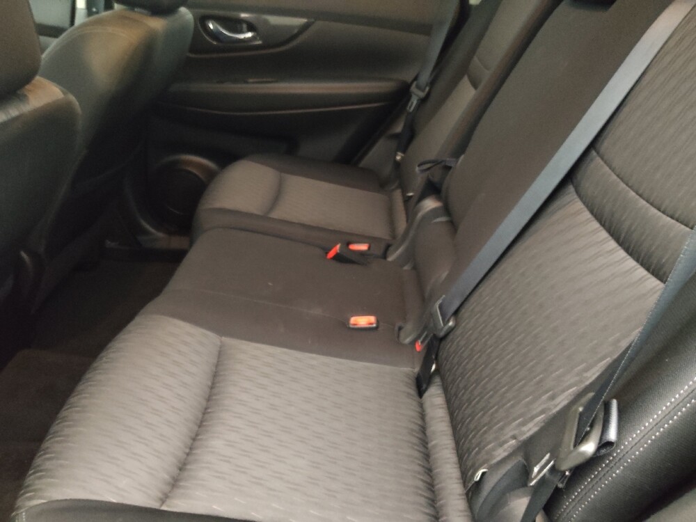 2018 Nissan Rogue in Tampa, FL 33612 - 18122483 18