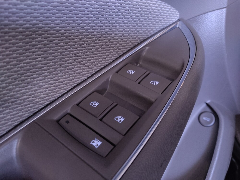 2017 Chevrolet Cruze in Tampa, FL 33612 - 18122486 27