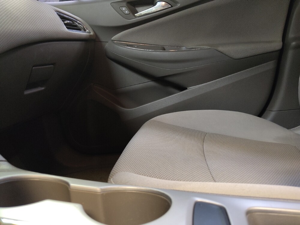 2017 Chevrolet Cruze in Tampa, FL 33612 - 18122486 26