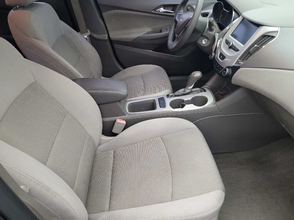 2017 Chevrolet Cruze in Tampa, FL 33612 - 18122486 21