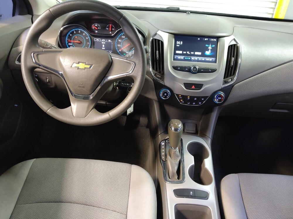 2017 Chevrolet Cruze in Tampa, FL 33612 - 18122486 22