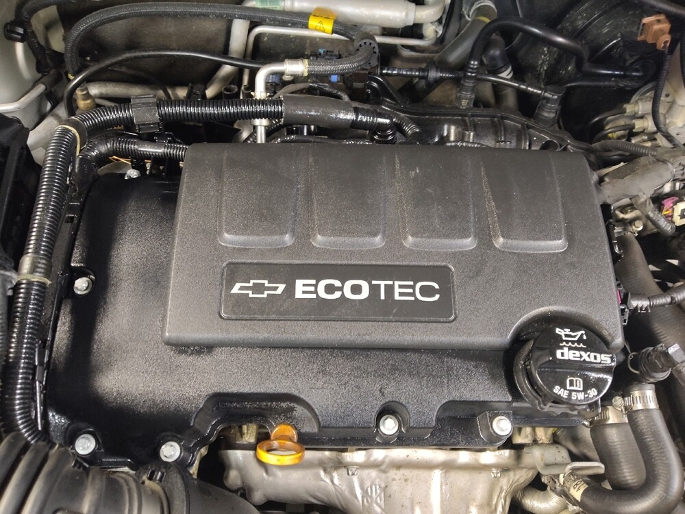 2019 Chevrolet Sonic in Tallahassee, FL 32304 - 18122489 30