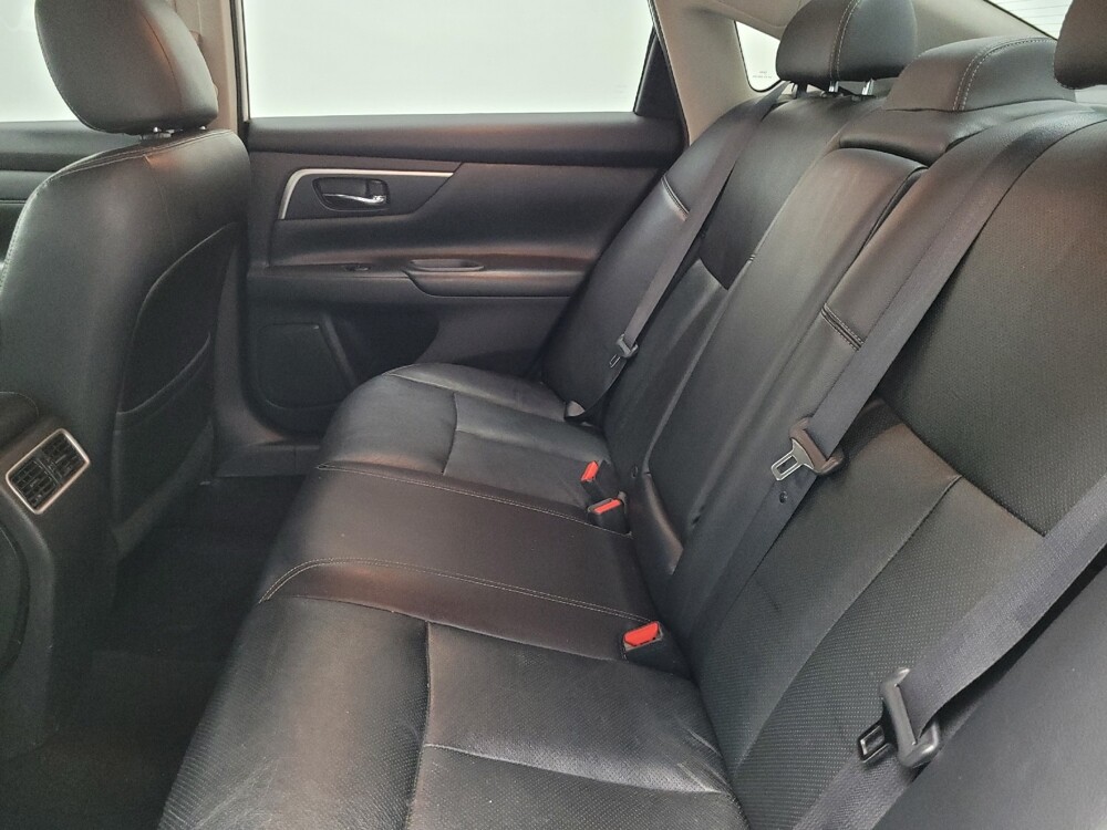 2016 Nissan Altima in Las Vegas, NV 89102 - 18122494 18