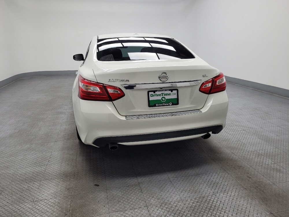 2016 Nissan Altima in Las Vegas, NV 89102 - 18122494 6