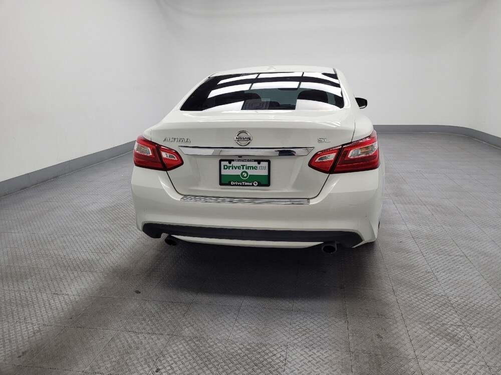 2016 Nissan Altima in Las Vegas, NV 89102 - 18122494 7