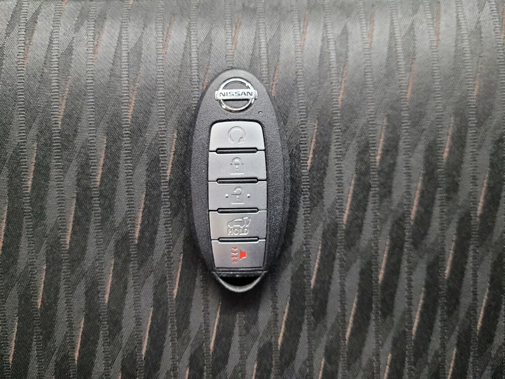 2020 Nissan Rogue in Las Vegas, NV 89102 - 18122495 32