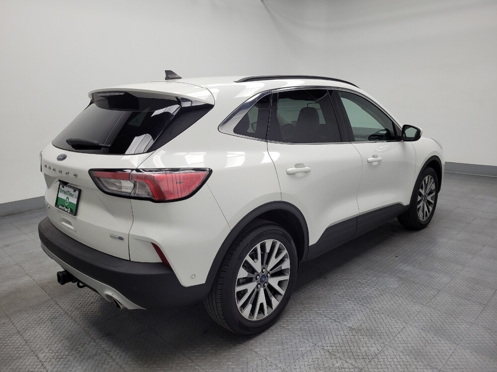 2020 Ford Escape in Las Vegas, NV 89102 - 18122496 10