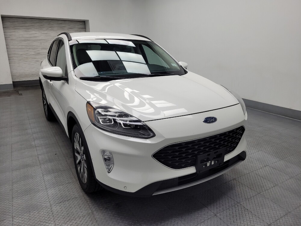 2020 Ford Escape in Las Vegas, NV 89102 - 18122496 13