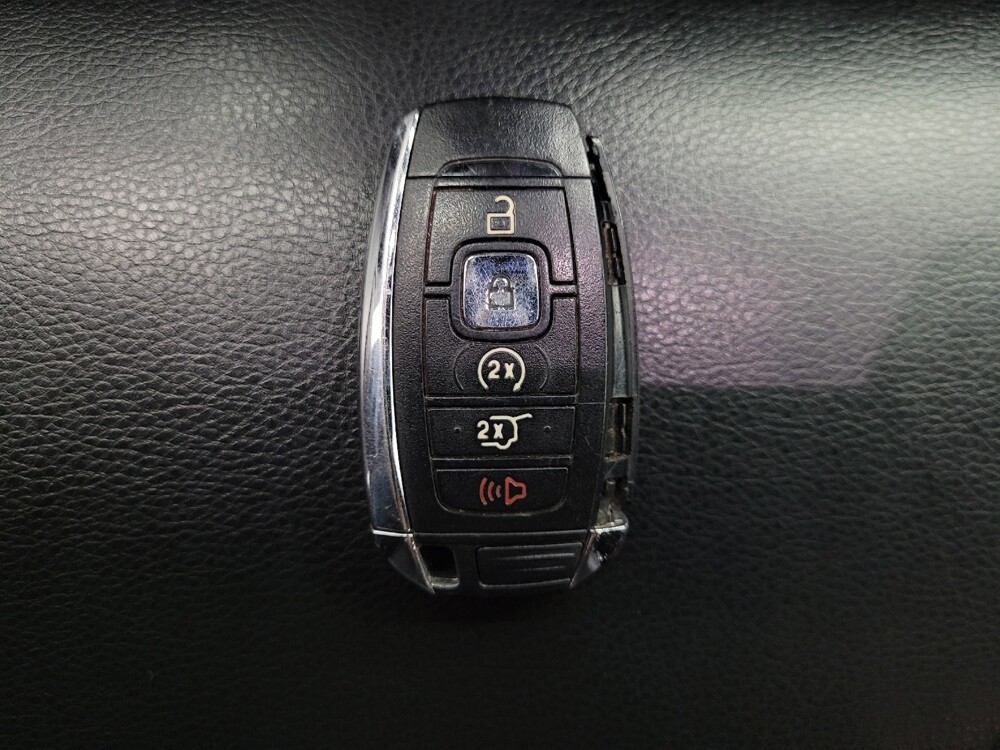 2019 Lincoln MKC in Las Vegas, NV 89104 - 18122499 32