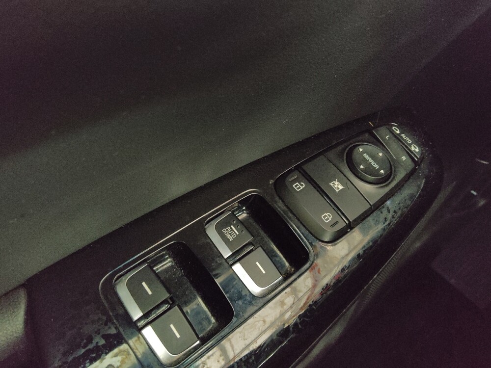 2020 Kia Sportage in Knoxville, TN 37923 - 18122501 27