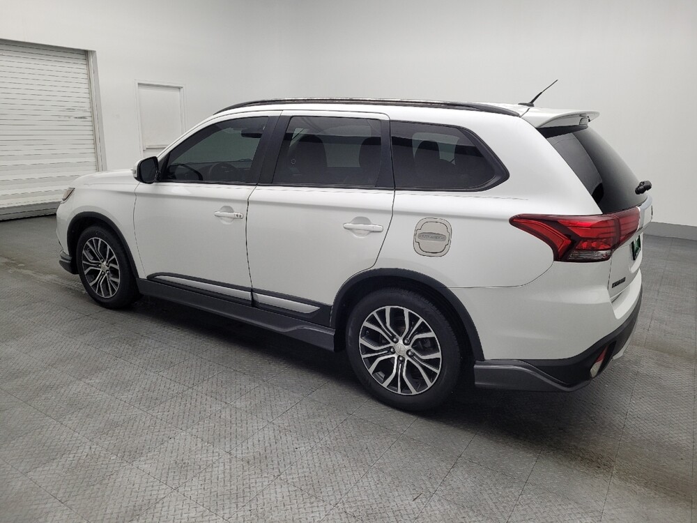2016 Mitsubishi Outlander in Jacksonville, FL 32210 - 18122504 3