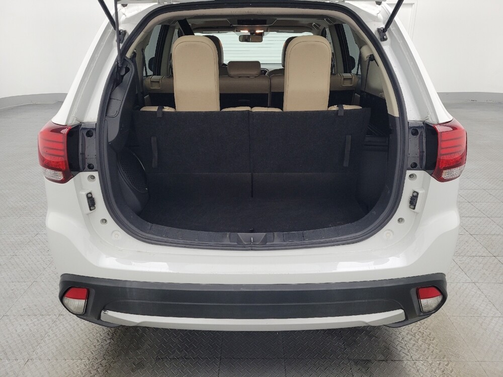 2016 Mitsubishi Outlander in Jacksonville, FL 32210 - 18122504 29