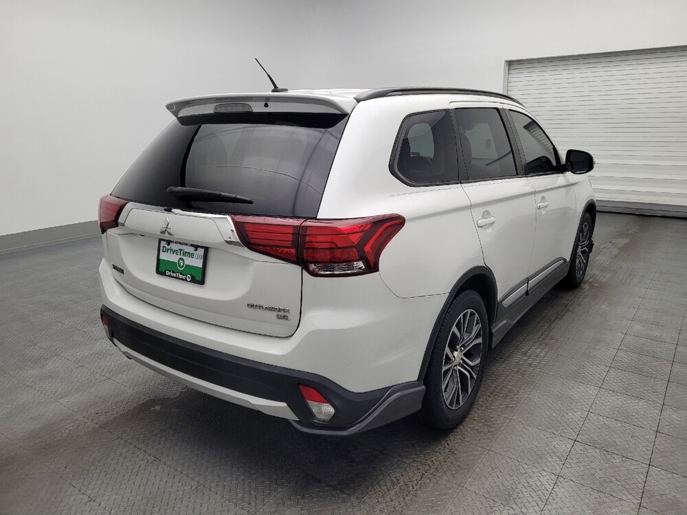 2016 Mitsubishi Outlander in Jacksonville, FL 32210 - 18122504 9