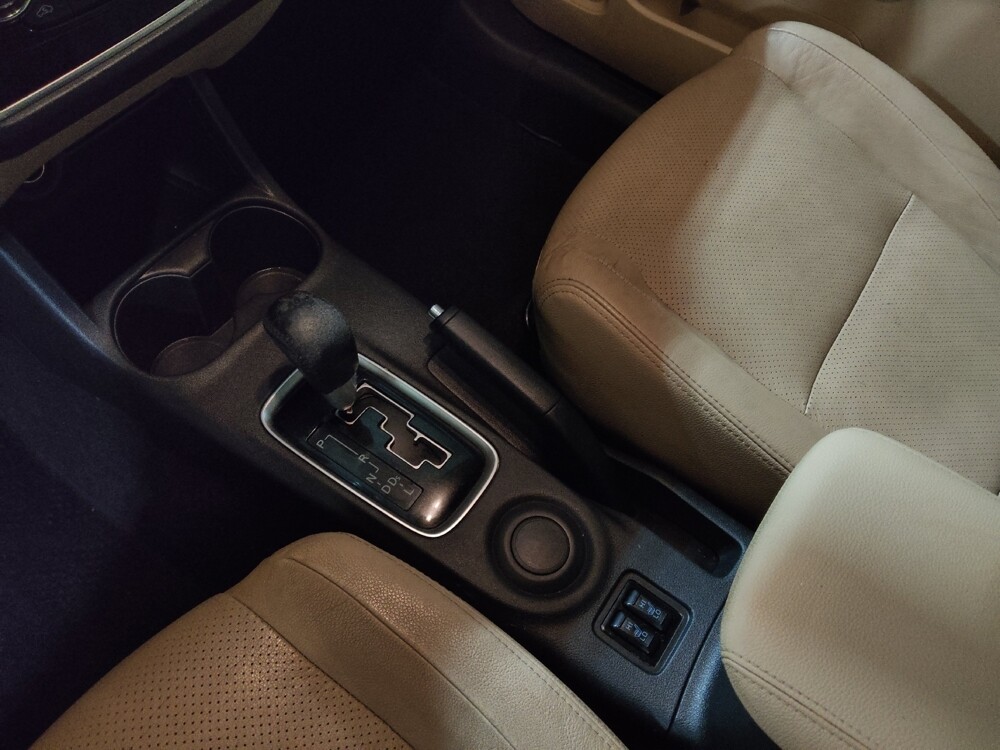 2016 Mitsubishi Outlander in Jacksonville, FL 32210 - 18122504 26