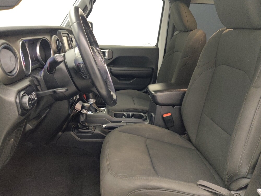 2019 Jeep Wrangler in Orlando, FL 32808 - 18122505 17