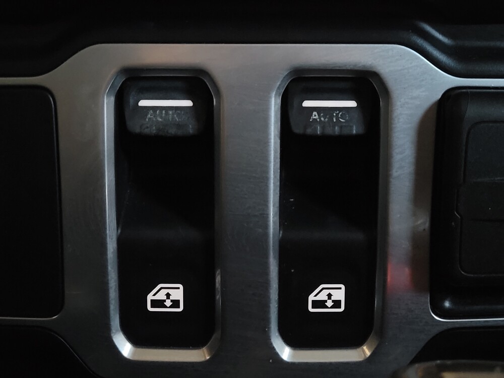 2019 Jeep Wrangler in Orlando, FL 32808 - 18122505 27