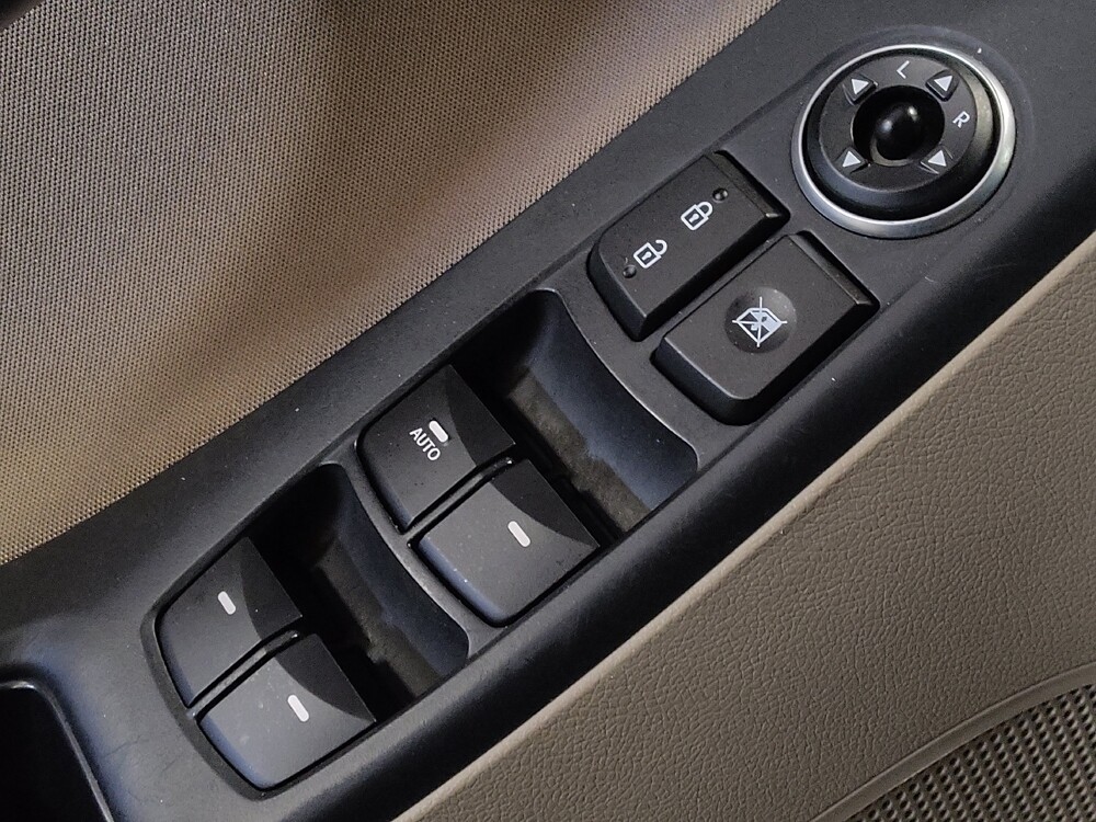 2016 Hyundai Elantra in Jacksonville, FL 32210 - 18122513 27