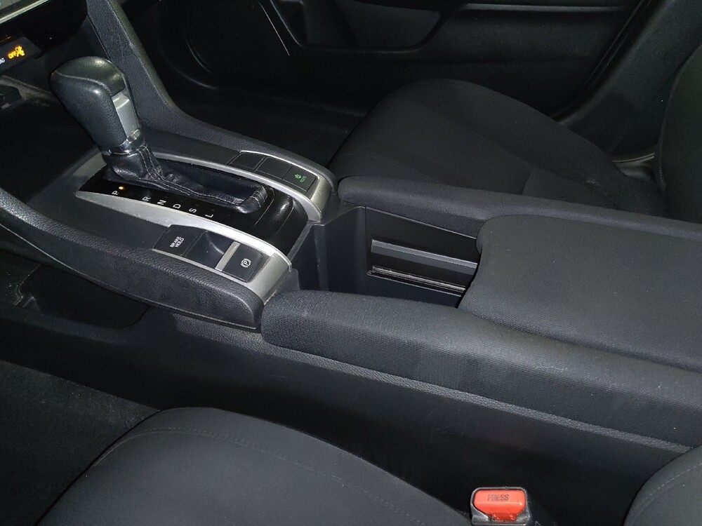 2018 Honda Civic in Sanford, FL 32773 - 18122516 26