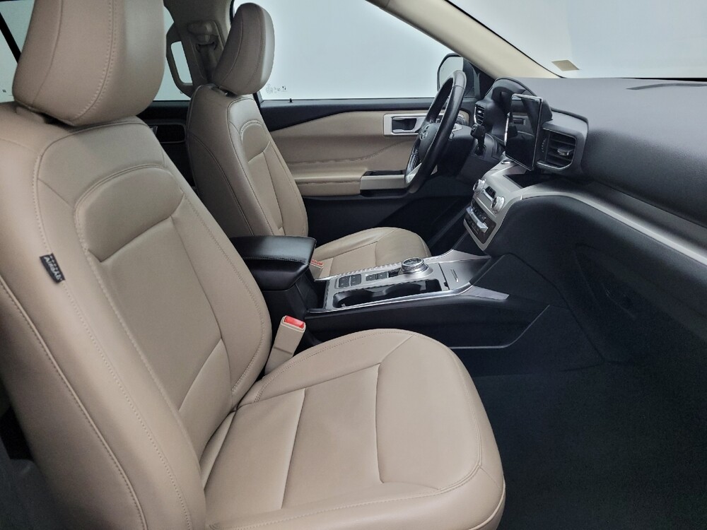 2021 Ford Explorer in Savannah, GA 31419 - 18122520 21